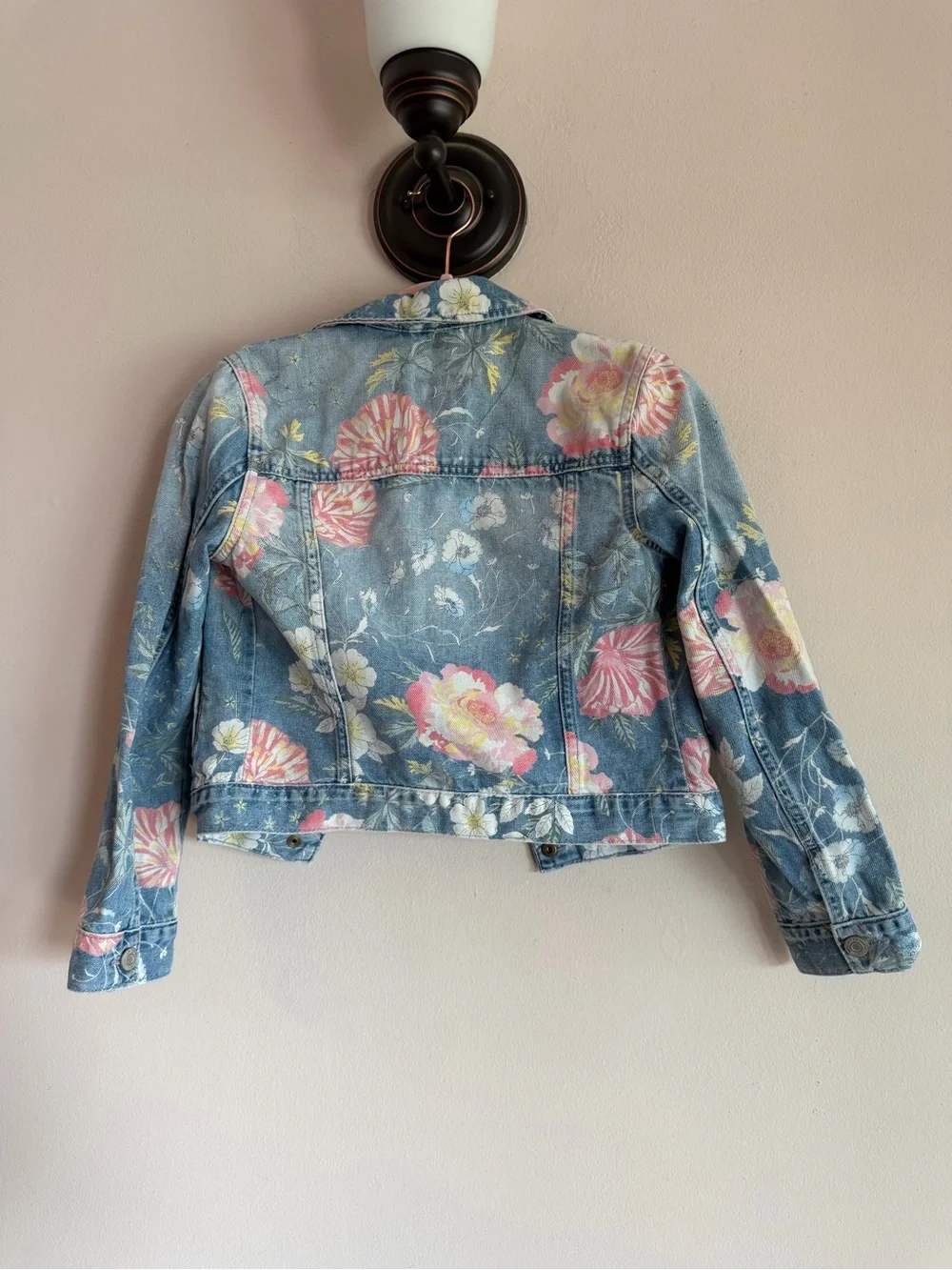GAP Denim Floral Print Jean Jacket Trucker Light Wash Cotton Medium M girls